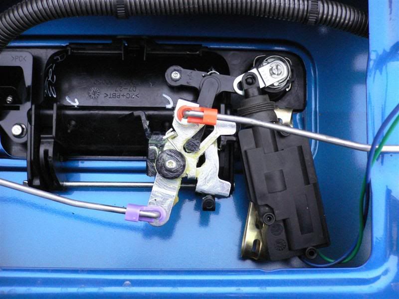 DIY Automatic Tailgate and Unlock/Lock Projects with Pics.. Toyota